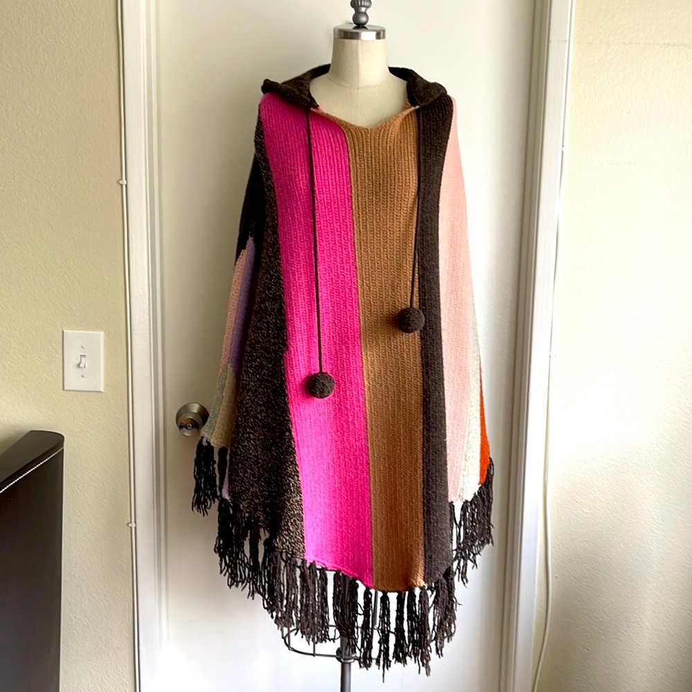 Lucky Brand Lambs Wool blend Multi Color Hooded Poncho with Fringe / Size M
